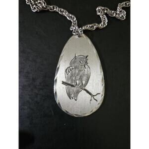 Vintage GENUINE PEWTER‎ TEARDROP PENDANT WITH ETCHED OWL / 20" Chain